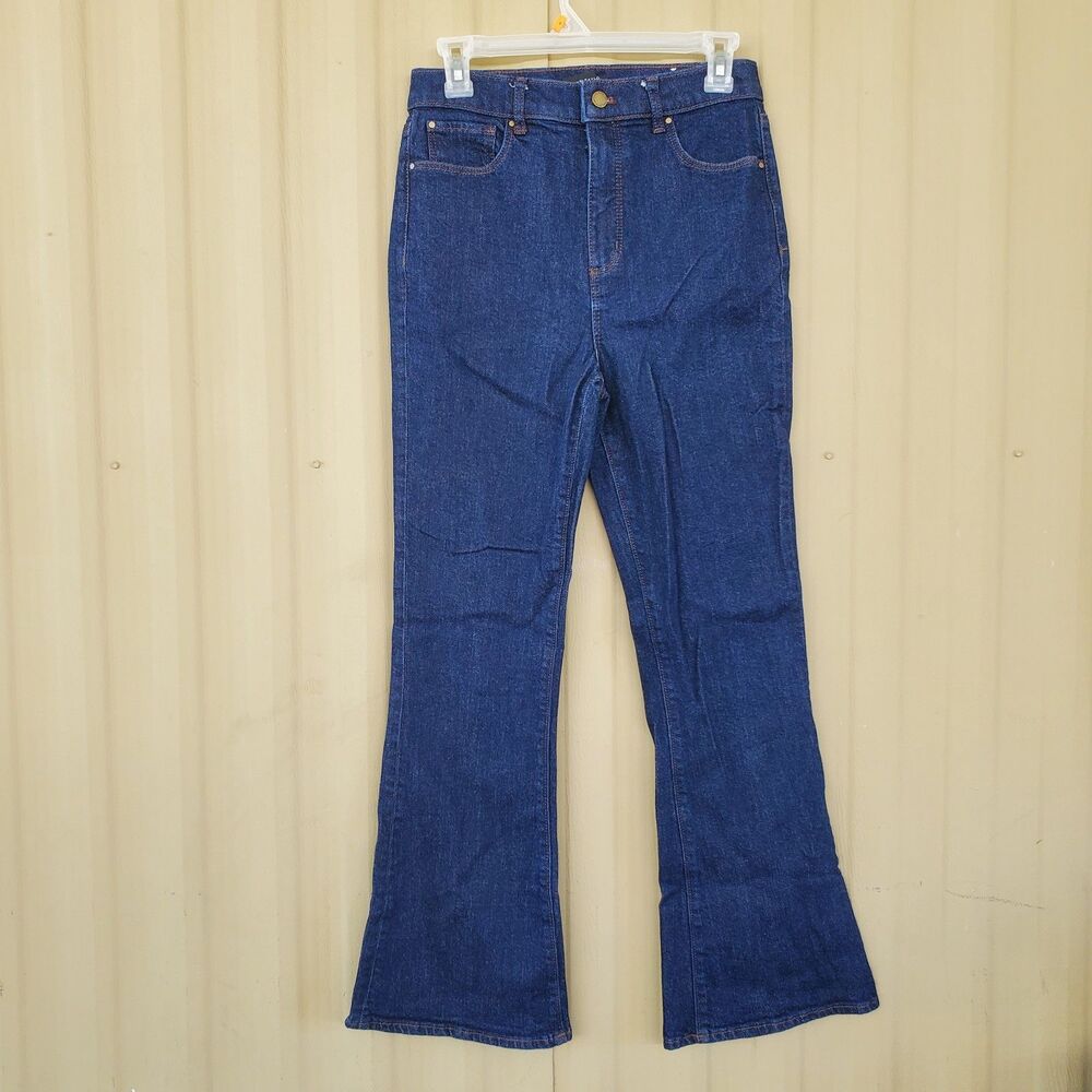 Ann Taylor High Rise The Flare Jeans Size 6P